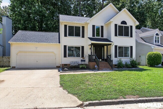 Building Photo - Spacious 4BR Condo in Newport News
