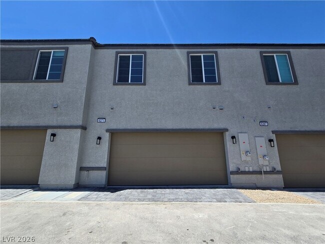 Building Photo - 6271 Runestone St