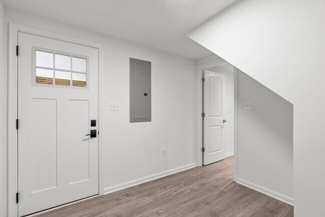 Building Photo - 3BR/4BA - Silver Spring Rambler on Quiet Cul-de-Sac Near Sligo Creek Park