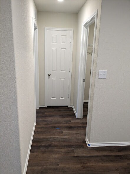 entry to master. Linen closet - 6826 Turnpike