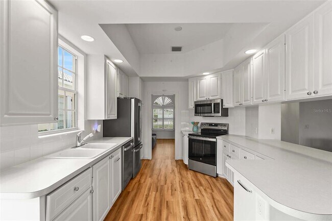 Building Photo - 7716 Uliva Way