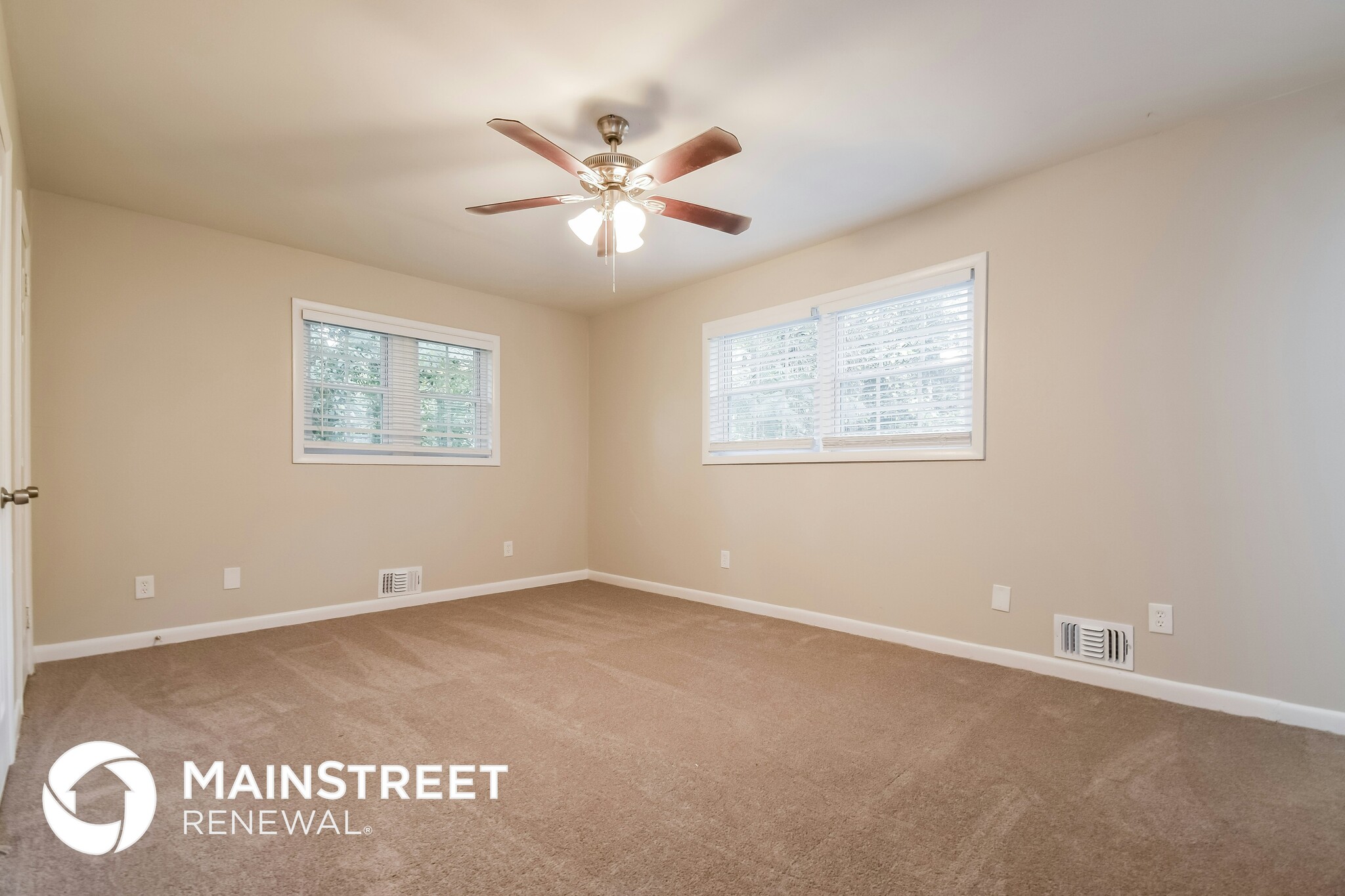 Building Photo - 2953 Cohassett Ln