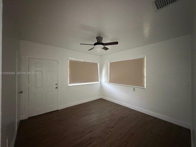 Building Photo - 890 NW 55th St