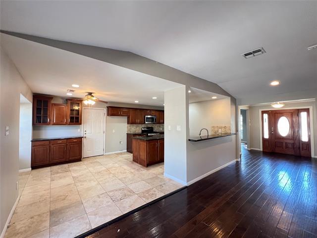 Building Photo - 6151 Alpha Rd