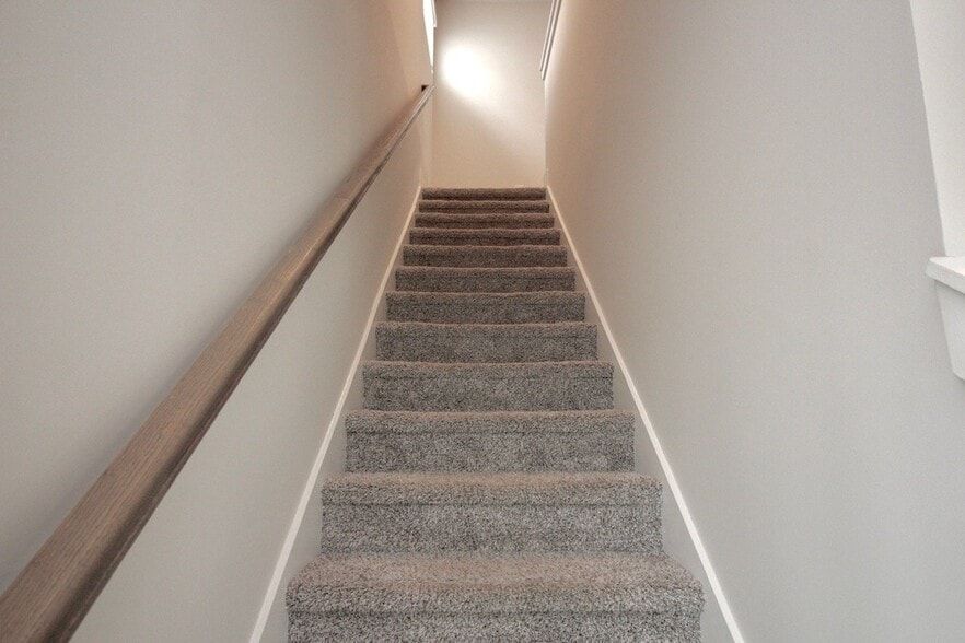 Building Photo - 35 Beachley Pl