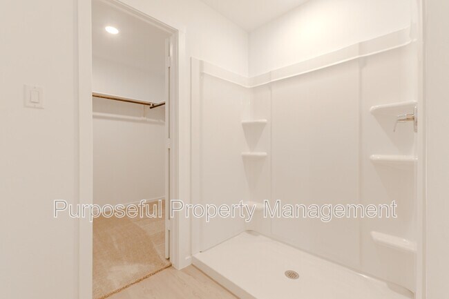 Building Photo - 3717 Los Cabos Dr