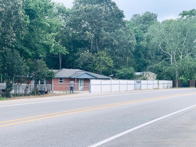Primary Photo - 26745 FM 2090 Rd