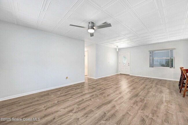 Building Photo - 1028 Coronado Dr