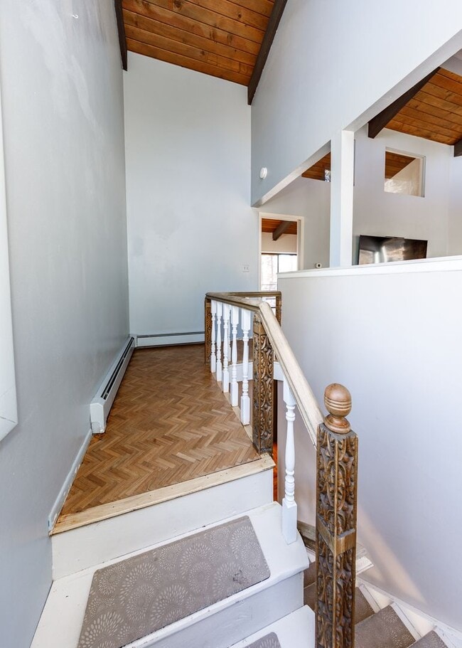 Building Photo - Palmer Park 3 bedroom