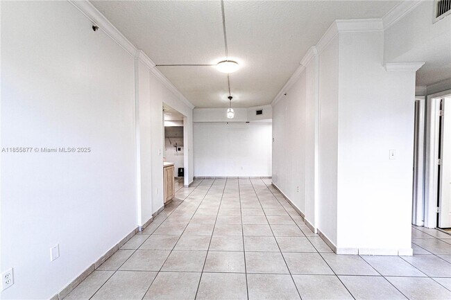 Building Photo - 17405 NW 75th Pl