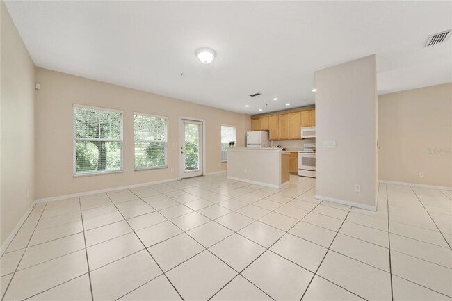 Building Photo - 9858 Tivoli Villa Dr