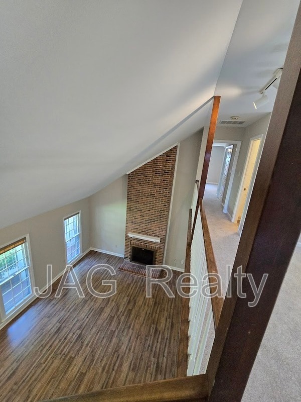 Building Photo - 9409 Radner Ln