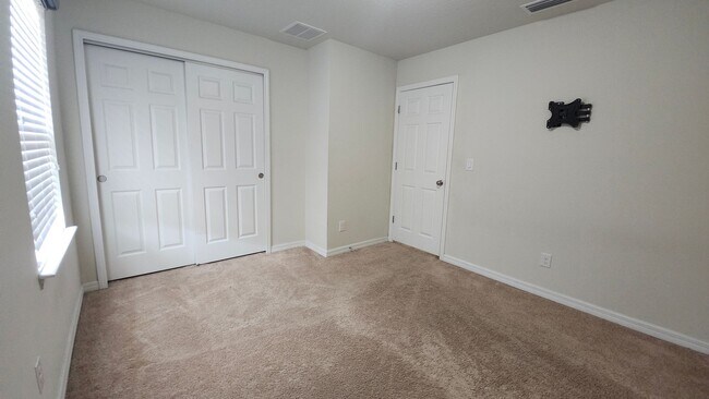 Building Photo - Beautiful Single-Family Home