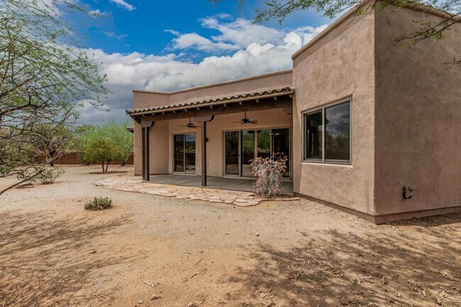 Building Photo - 16945 S Vanilla Orchid Dr