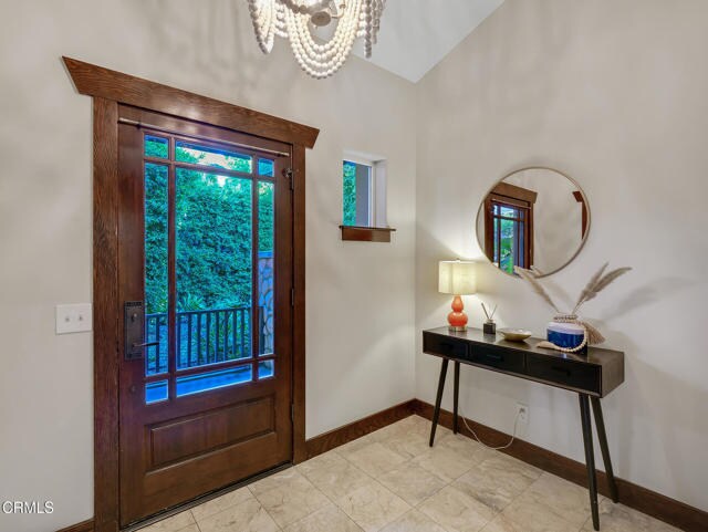 Building Photo - 475 Cypress Ave