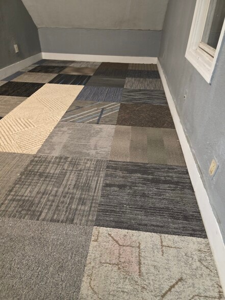 Building Photo - 2435 N 15th St