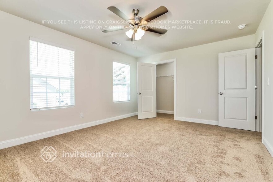 Building Photo - 517 Southwick Pl