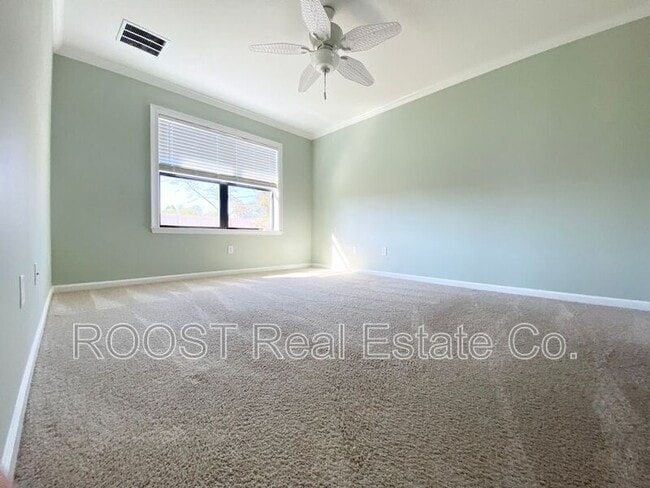 Building Photo - 7499 Tourmaline Dr