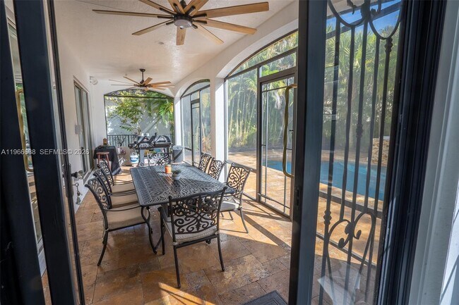 Building Photo - 7875 NW 110th Dr