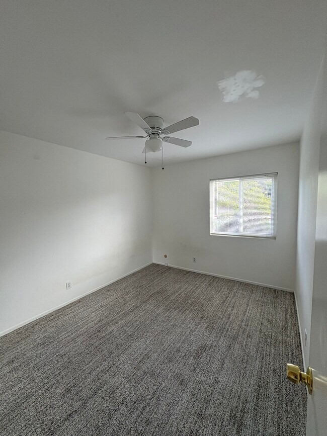 Bedroom - 5001 Stoney Creek Rd