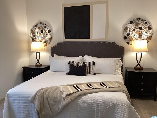 Building Photo - 4000 Skyline Rdg Rd