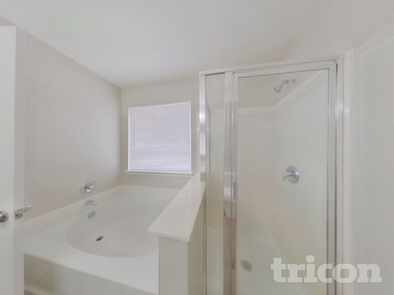 Building Photo - 5113 Livermore Ln