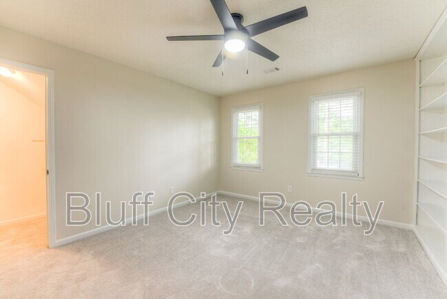 Building Photo - 7238 McVay Rd