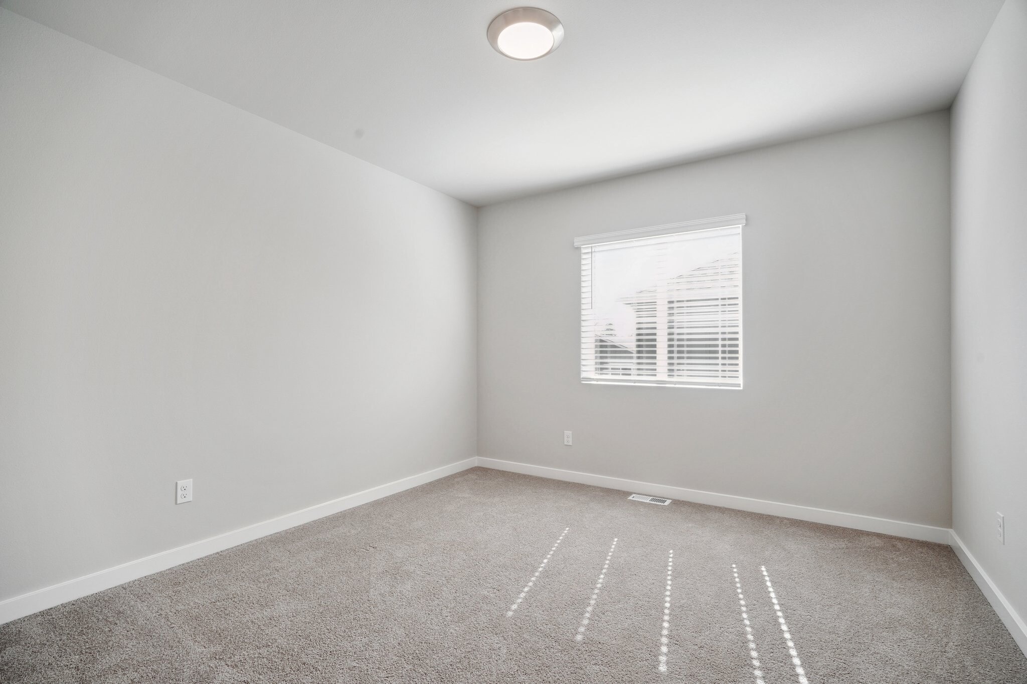 Building Photo - 2019 8th Pl