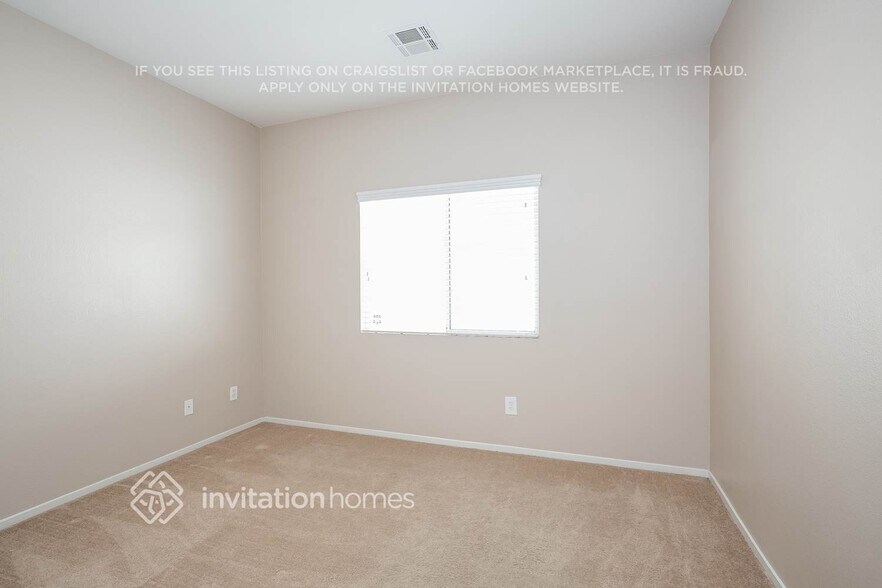 Building Photo - 1417 Lazy Hill Ranch Way