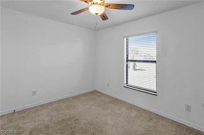 Building Photo - 185 Yager Cir