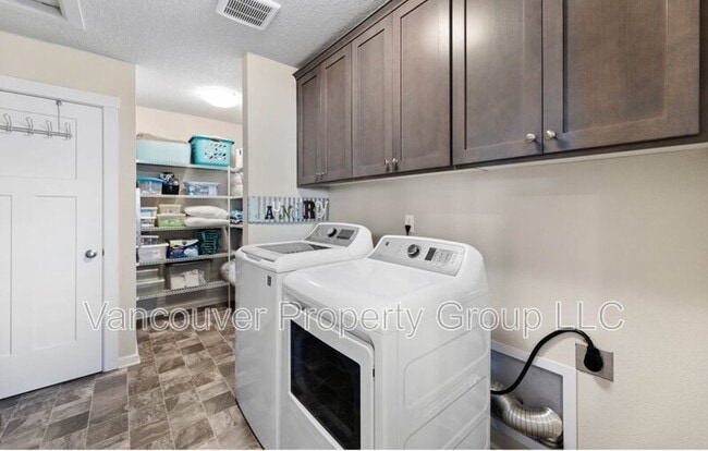 Building Photo - 17903 NE 78th Way