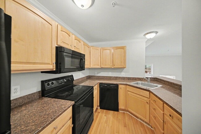 Building Photo - 2738 Barclay Wy