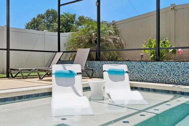 Building Photo - 5457 Animosh Ct