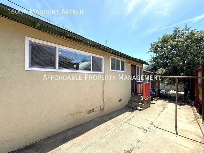 Building Photo - 16005 Maubert Ave
