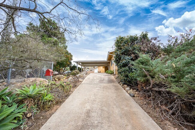 Building Photo - 9497 Montemar Dr