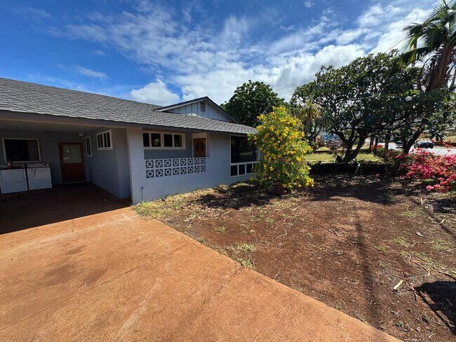 Primary Photo - Newly Remodeled Lahaina Main House