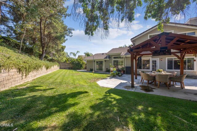 Building Photo - 27220 Waterford Dr