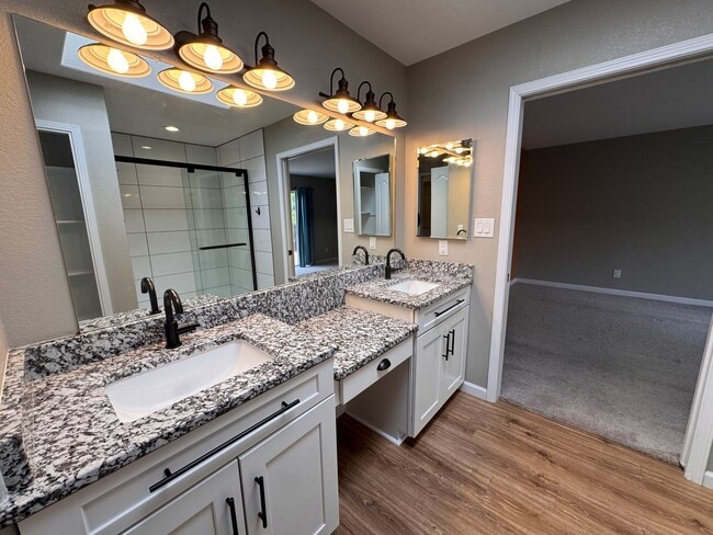 Building Photo - Beautiful 3 Bedroom home in the NE.
