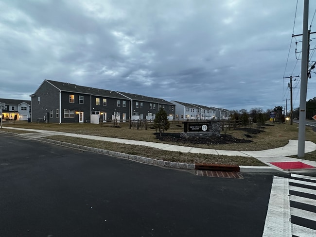 Building Photo - 313 Mazzeo Dr