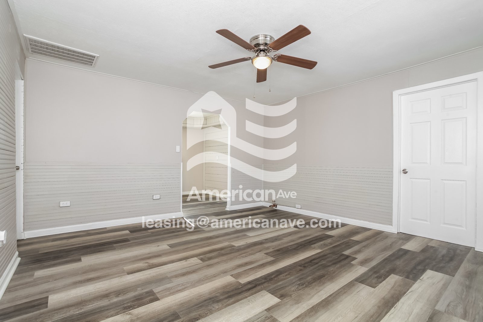 Building Photo - 1663 Hudepohl Ln