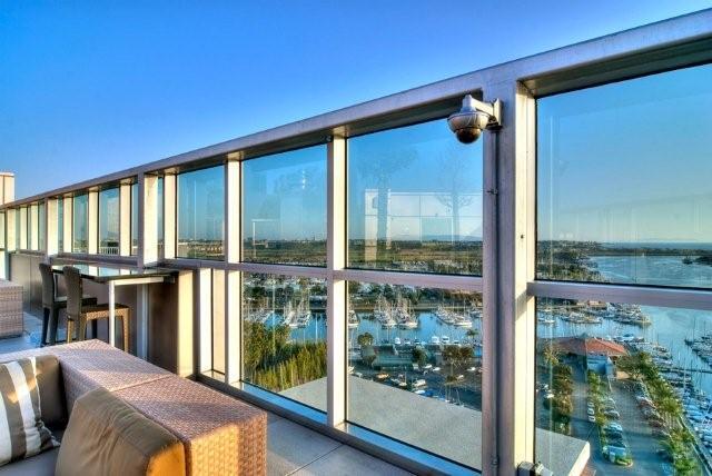 Building Photo - 13700 Marina Pointe Dr