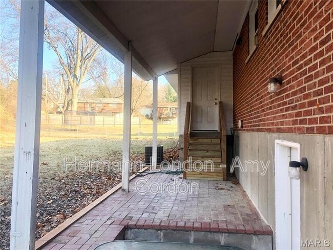 Building Photo - 10729 Waycroff Dr