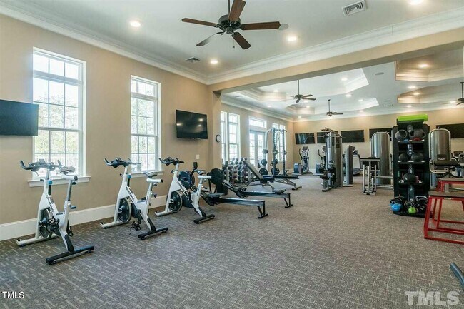 Building Photo - Single Family 4 Bedroom 3 Bathroom for Rent - Guest Bedroom Down