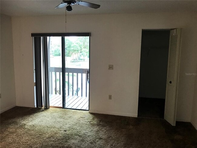 Building Photo - 2649 Surrey Ct