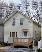 Building Photo - 612 E 11th St