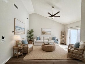 Building Photo - Independence South Brick One Level Patio Home. UPDATED! Open Floor Plan, Clean, Pets Ok!