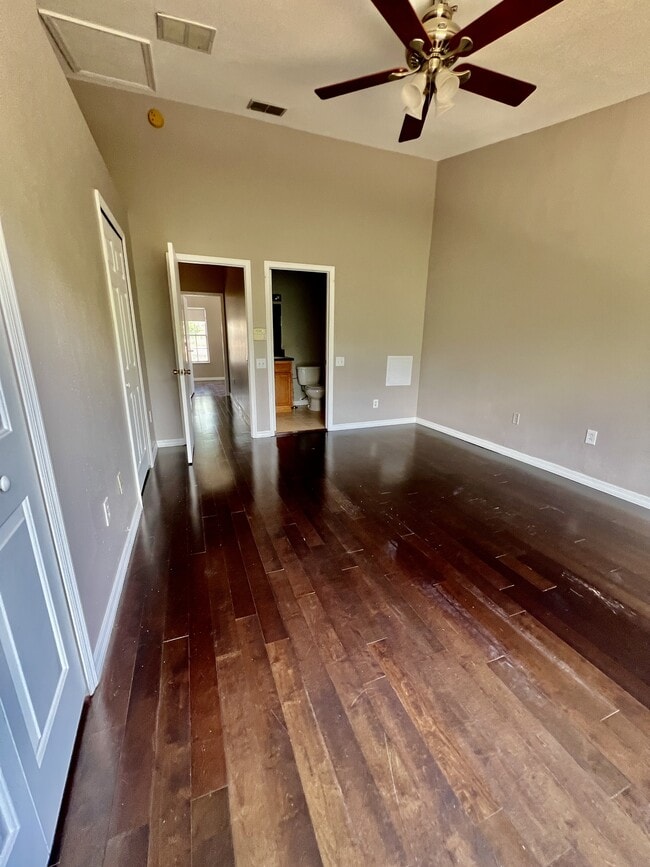 Building Photo - 30039 Granda Hills Ct