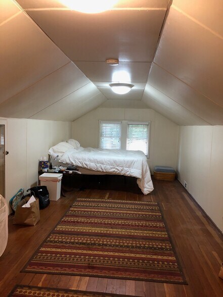 2nd bedroom finished attic - 8528 SW 35th Ave