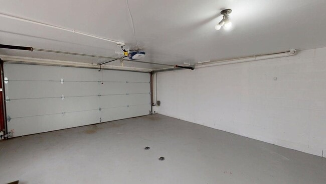 Building Photo - Updated Cochiti Lake Townhome with Views, Garage, Kiva Fireplace & Balcony