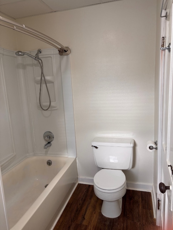 Building Photo - 1430 E Lyndale Ave